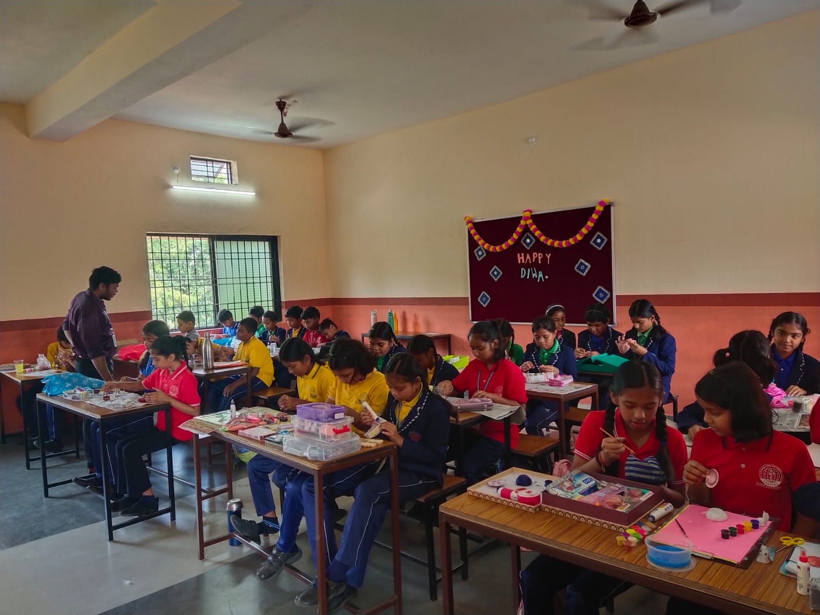 ART AND CRAFT COMPETITION